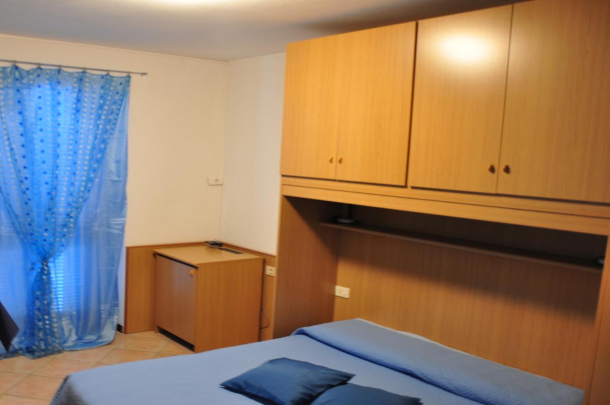 North Wind Camping & Apartment Domaso Zimmer foto